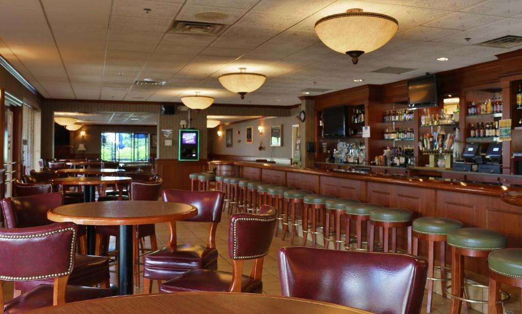 Hotel Mead Resorts & Conventions Center Wisconsin Rapids Eksteriør bilde